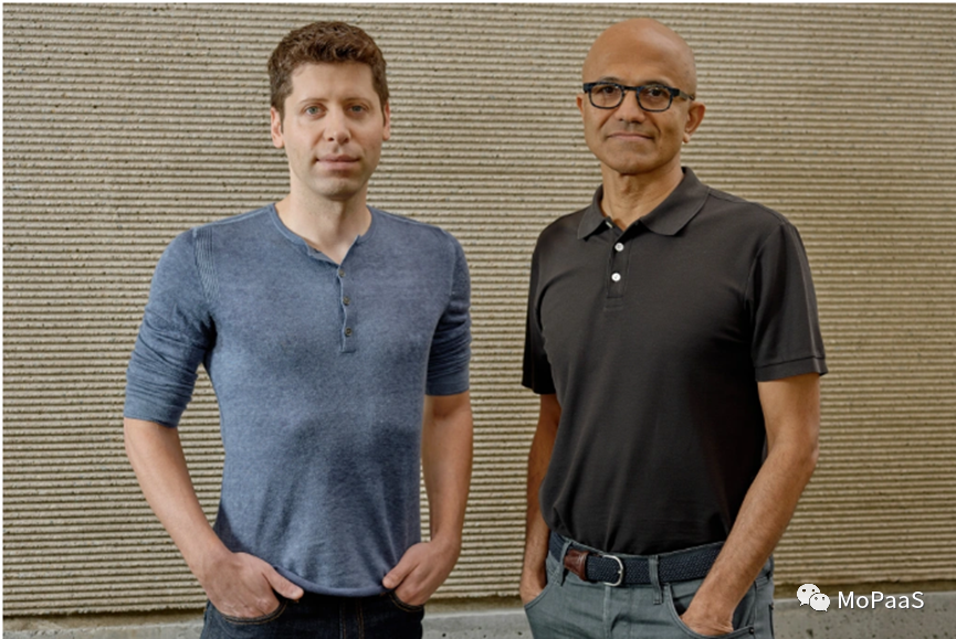 Sam Altman 与微软 CEO Satya Nadella 在微软华盛顿州雷德蒙德园区。